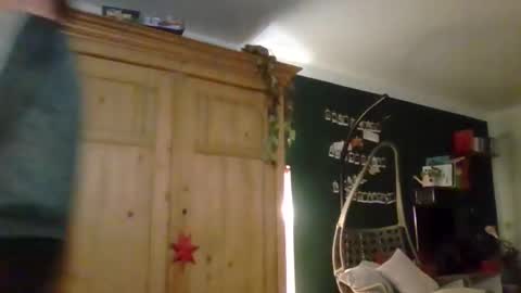 Simon online show from March 8, 2025, 6:47 pm