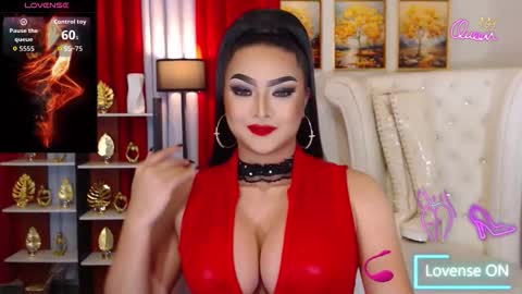 seducinglinda online show from February 1, 2026, 6:50 pm