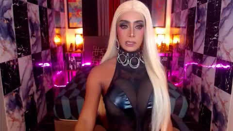Snapshot of seductive_bianca chatting on November 6, 2025, 6:47 am Bianca online show from November 6, 2025, 6:47 am