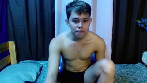 Snapshot of seductive_maxxx chatting on April 30, 2026, 6:58 pm Max online show from April 30, 2026, 6:58 pm