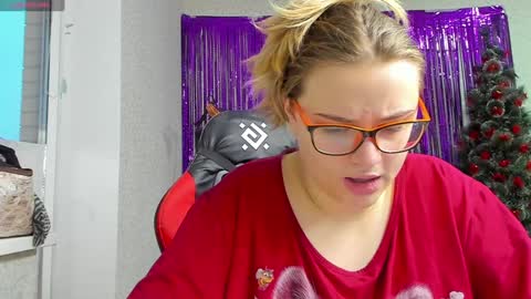 seductive_she_wolf online show from December 23, 2024, 7:06 am