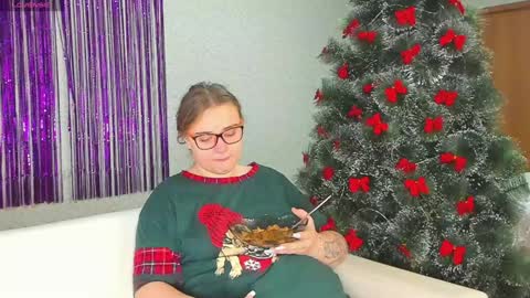 seductive_she_wolf online show from December 27, 2024, 12:23 pm