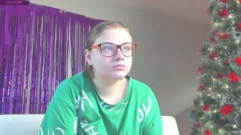 seductive_she_wolf online show from December 29, 2024, 9:17 am