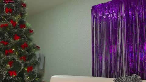 seductive_she_wolf online show from December 30, 2024, 3:02 pm