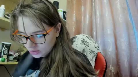 seductive_she_wolf online show from May 5, 2026, 2:41 am