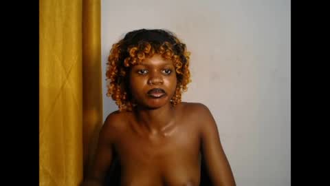 seductive_sugar247 online show from June 6, 2026, 4:12 pm