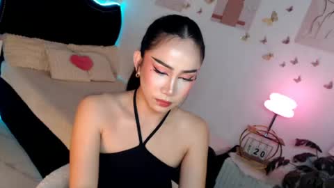 Snapshot of seductive_vana chatting on June 19, 2026, 6:34 pm Vanessa online show from June 19, 2026, 6:34 pm