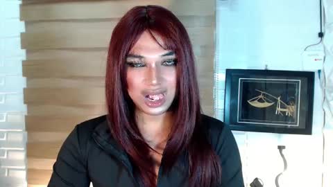 Snapshot of seductivedeluxe69 chatting on February 24, 2025, 3:09 pm Deluxe online show from February 24, 2025, 3:09 pm