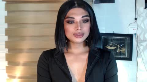 Snapshot of seductivedeluxe69 chatting on March 3, 2025, 3:09 pm Deluxe online show from March 3, 2025, 3:09 pm