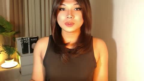 Snapshot of seductivedeluxe69 chatting on October 11, 2025, 4:55 am Deluxe online show from October 11, 2025, 4:55 am