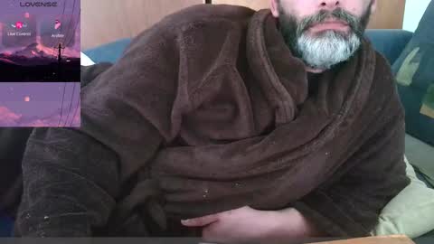 Snapshot of seewolf1000 chatting on January 3, 2025, 11:14 am seewolf1000 online show from January 3, 2025, 11:14 am