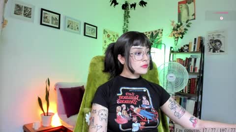 Snapshot of segismunda chatting on April 3, 2026, 9:46 pm Luciana online show from April 3, 2026, 9:46 pm