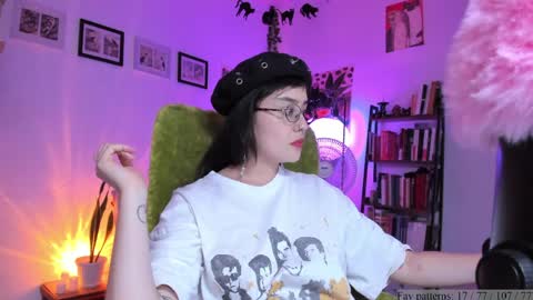Snapshot of segismunda chatting on April 16, 2026, 12:55 am Luciana online show from April 16, 2026, 12:55 am