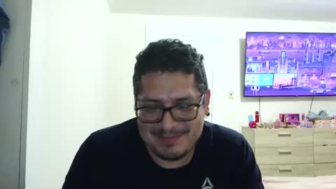 Morenita Rica online show from April 21, 2026, 1:53 am