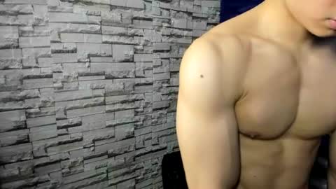 Snapshot of seigfried0 chatting on June 20, 2026, 12:25 am Seigfried online show from June 20, 2026, 12:25 am