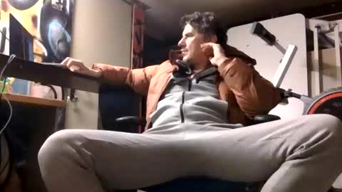 Grade2 online show from January 6, 2026, 9:39 pm