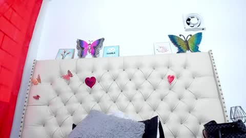 selena_beautyy online show from June 6, 2026, 6:56 pm