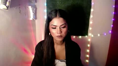 selena_fox2000 online show from May 2, 2026, 6:51 am