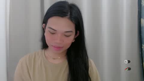 Selena online show from January 5, 2025, 2:17 am