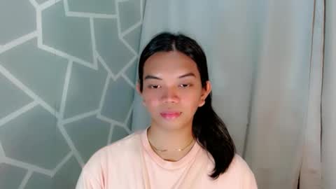 Selena online show from April 28, 2026, 2:27 am