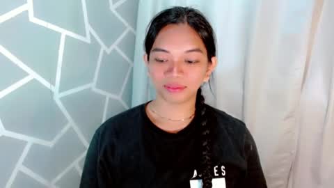 Selena online show from August 2, 2026, 1:42 pm