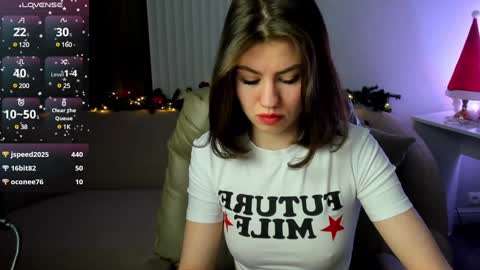 Snapshot of selena_grey_ chatting on January 9, 2025, 3:58 am Selena online show from January 9, 2025, 3:58 am