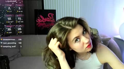 Snapshot of selena_grey_ chatting on February 22, 2025, 4:18 am Selena online show from February 22, 2025, 4:18 am