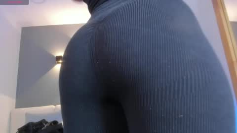 Snapshot of selena_monroy chatting on March 13, 2026, 10:33 am Selena online show from March 13, 2026, 10:33 am