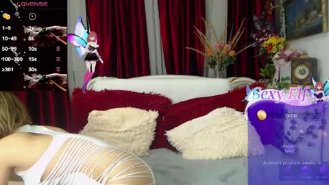 Selena online show from January 22, 2025, 2:14 pm