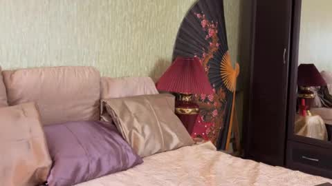 Selena online show from February 20, 2026, 11:43 am