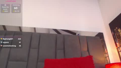 Snapshot of selenaa_bigboobs chatting on December 27, 2024, 6:42 pm whore spy of cocks online show from December 27, 2024, 6:42 pm