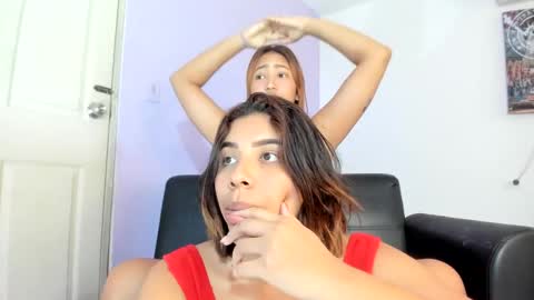 selenaack online show from February 14, 2025, 2:44 pm