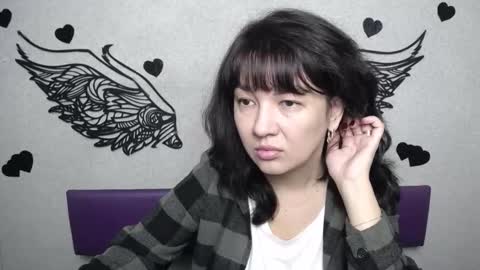 SelenaFly online show from September 19, 2025, 5:09 am