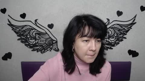 SelenaFly online show from October 15, 2025, 5:07 am