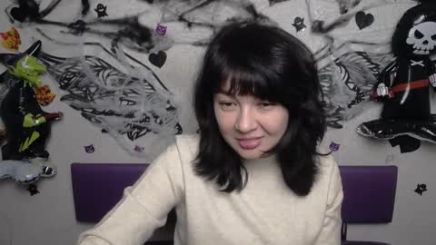 SelenaFly online show from October 29, 2025, 6:15 am