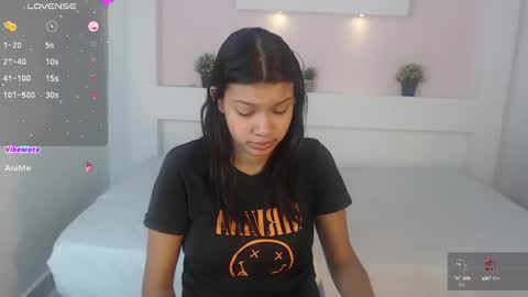 Snapshot of selenafox6 chatting on February 10, 2025, 12:29 pm selenafox6 online show from February 10, 2025, 12:29 pm