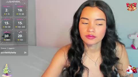 selenafox7 online show from December 27, 2024, 1:53 am