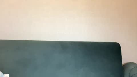 Snapshot of selenakiss_ chatting on June 7, 2026, 2:27 am Selena online show from June 7, 2026, 2:27 am