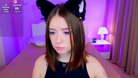 Snapshot of selenamills chatting on November 25, 2025, 2:44 am selenamills online show from November 25, 2025, 2:44 am