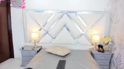 Selena reyess online show from January 6, 2026, 12:20 pm