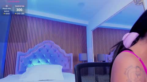 Snapshot of selenastonne chatting on October 28, 2025, 8:11 pm selenastonne online show from October 28, 2025, 8:11 pm