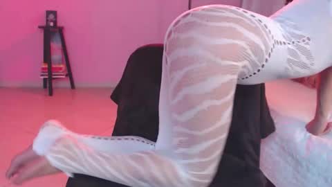 Snapshot of selene_gils chatting on November 13, 2025, 1:26 am nathy online show from November 13, 2025, 1:26 am