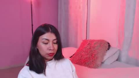 Snapshot of selene_gils chatting on November 14, 2025, 2:43 am nathy online show from November 14, 2025, 2:43 am