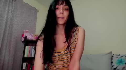 Snapshot of selene_hebe chatting on May 6, 2026, 1:36 am selene_hebe online show from May 6, 2026, 1:36 am