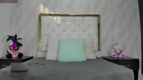 Snapshot of selene_nior chatting on February 6, 2026, 1:03 pm selene nior online show from February 6, 2026, 1:03 pm