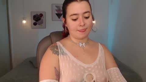 selene_rouse_ online show from June 7, 2026, 8:56 pm