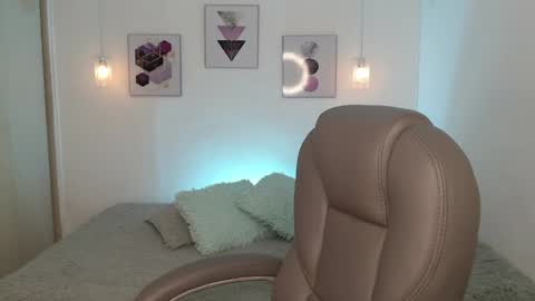 selene_rouse_ online show from June 8, 2026, 1:28 am