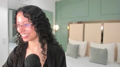 Selene Rousse  online show from September 16, 2025, 3:07 am