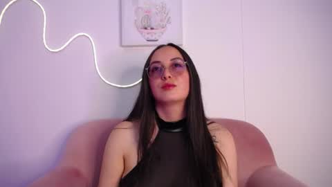 selene_swee online show from June 22, 2026, 10:18 pm