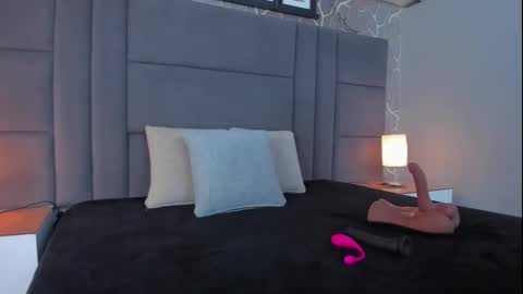 Snapshot of selene_tylor_ chatting on February 16, 2025, 8:22 pm Selene online show from February 16, 2025, 8:22 pm